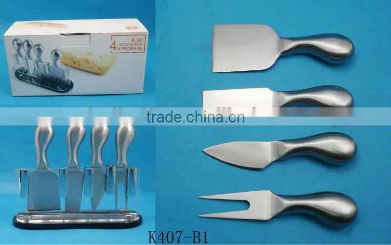 Smile face cheese knife