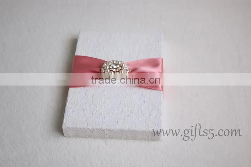 Elegant White Wedding Invitation Card Box With pearl brooch