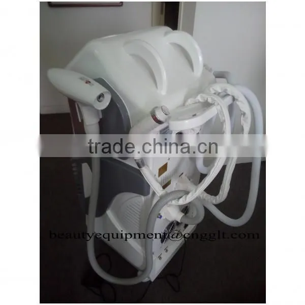 Medical and aesthetic device for dermal treatment