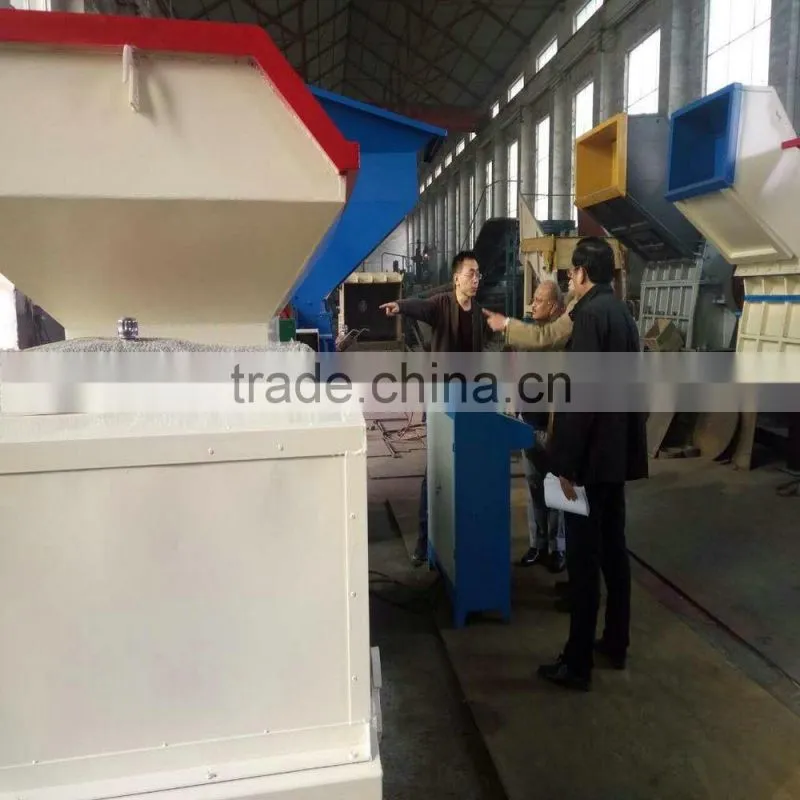 Plastic Shredder Machine/ Plastic Drum Shredder Machine/ Plastic Bottle Shredder Machine Wechat: 835019127
