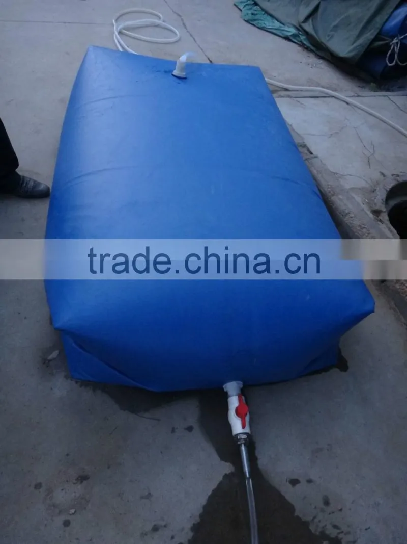 Plastic liquid bladder PVC Flexible and foldable 200 gallon tank