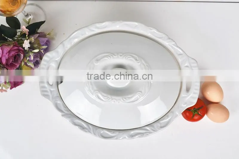 13.5" Oval high quality white porcelain comal with lid