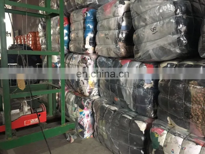 Cheap USED clothing, wholesale second hand clothes