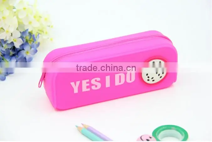 2016 Chinese wholesale cheap silicone pencil case, new product silicone rubber pencil case
