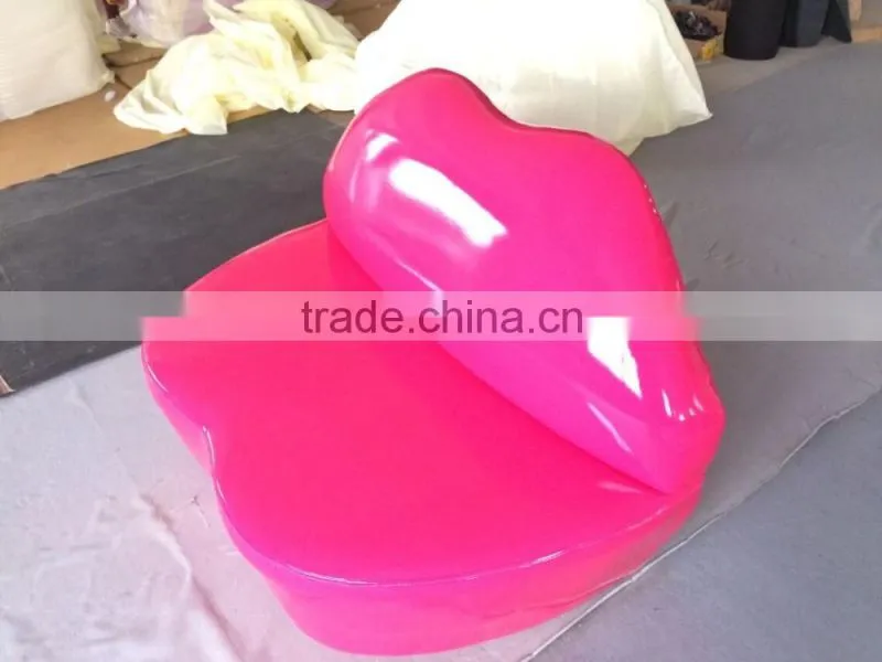 Replica Synthetic leather Italian classic sexy kiss sofa,PU mouth sofa, three seater rose Bocca lips sofa for living room