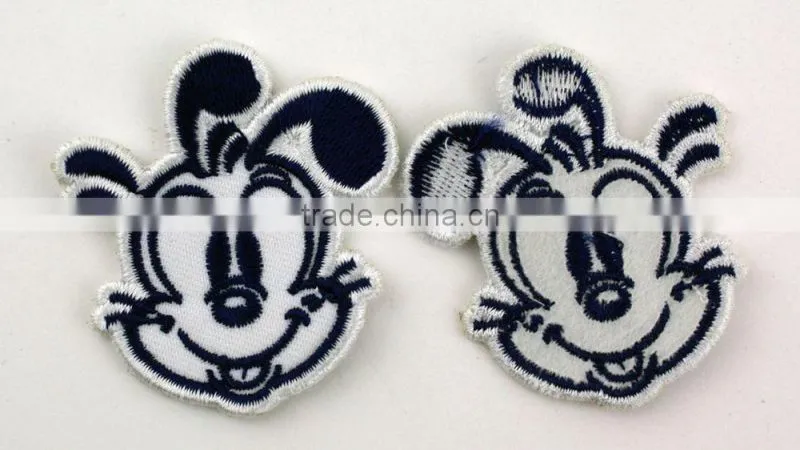 2014 Fashion custom embroidery patch Garment Embroidery Patch