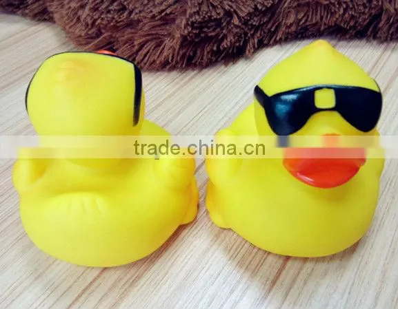 Weighted Floating Rubber Bath toys with Sunglasses