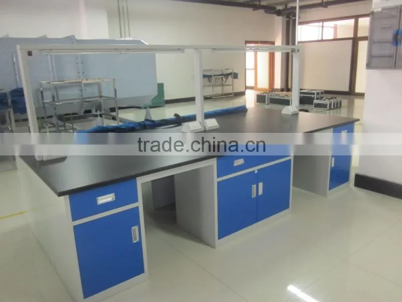 C-frame Laboratory island bench