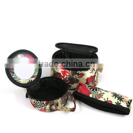 round cosmetic bag/Garden Cosmetic & Toiletry Bags