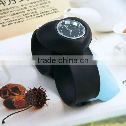 China Newest Slap on Children Silicone Rubber quartz watch