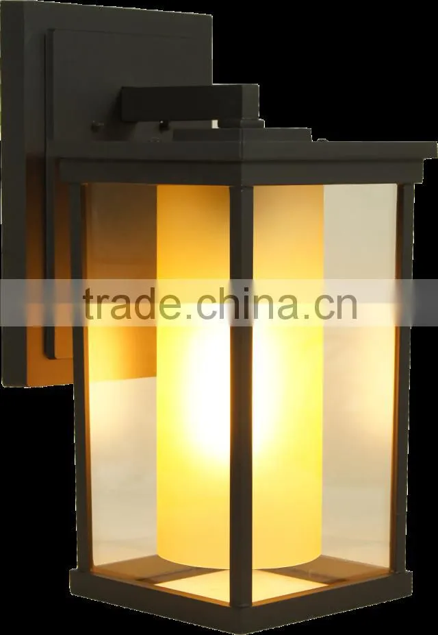 unbreakable outdoors solar led wall light
