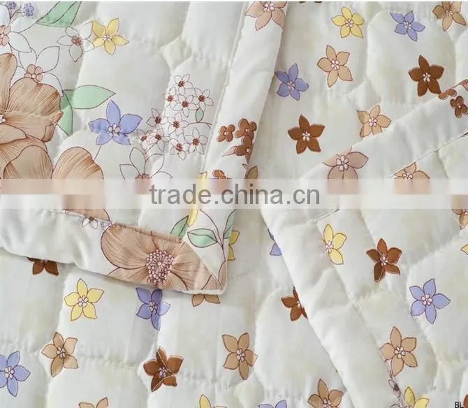 2015 Custom printed new designs 100% plain indian silk bed sheets quilted bedspreads for middle east