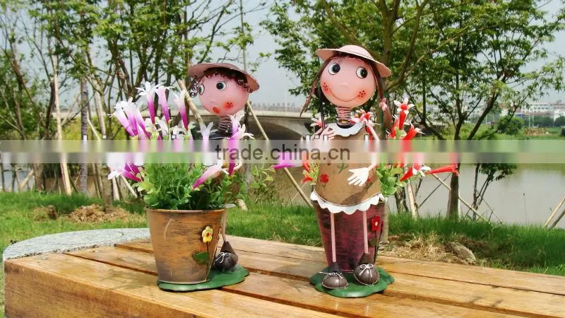 Outdoor Decoration Mini Metal Doll Flower Pots