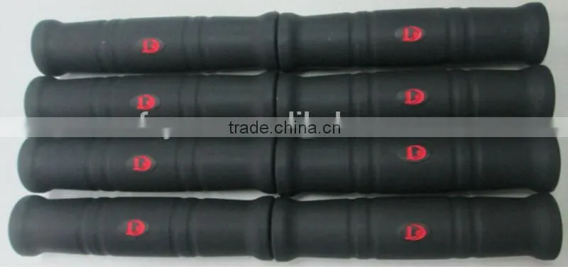 Vulcanized Wheelbarrow Handle Grips / Industrial Product Molded Hand Grips / Silicone Rubber Hand Grip