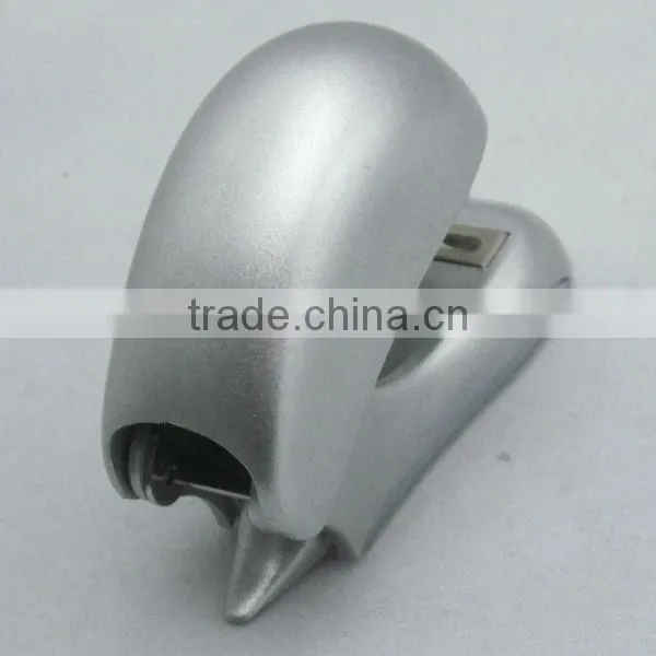 Easy taking and using plastic mini staplers and staple removers