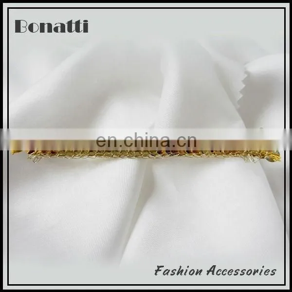 Custom beaded trimming for garment accessories