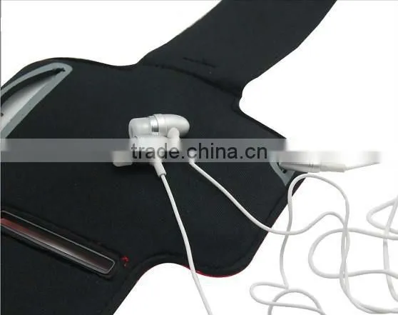 Wholesale cheap but high quality custom sport armbag for running /Factory comfortable sport gym armband adjustable strap/logo