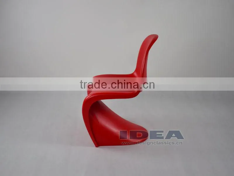 Replica Verner Chair - Red Color