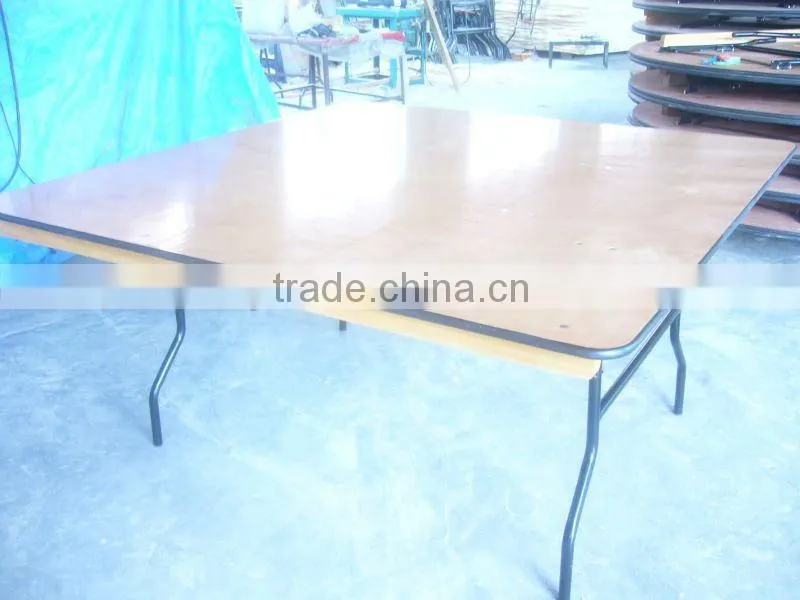 banquet folding wooden table