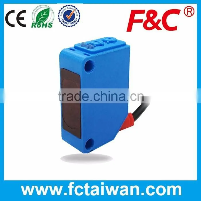 BSG 100mm sensing distance photoelectric switch sensor