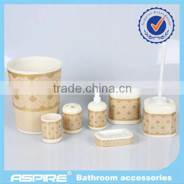 Straw and corn handsome appearance 7pcs bathroom set