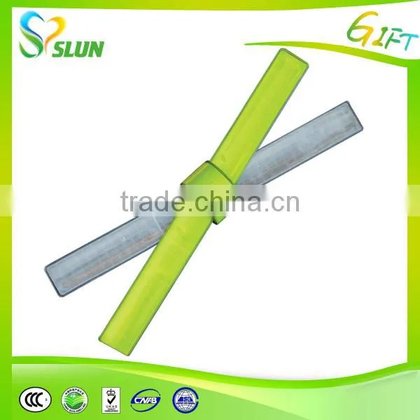 China supplier wholesale custom made slap band bracelets