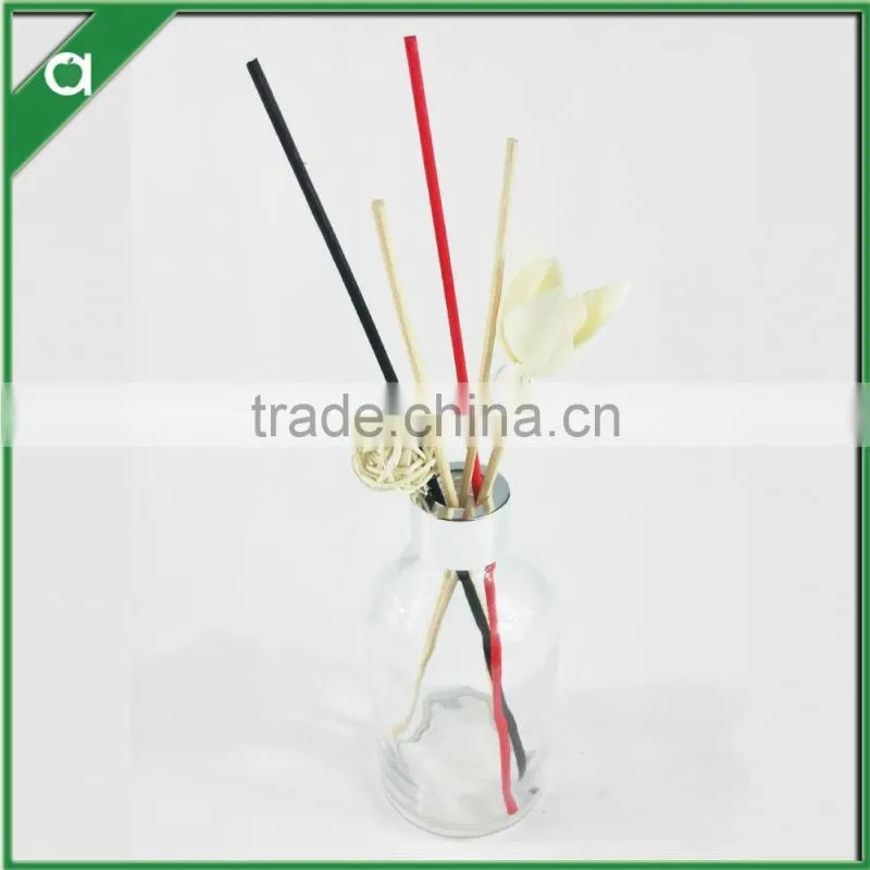 Circular glass bottle for 150ml reed diffuser with aluminium crown cap