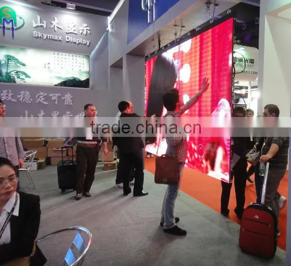 P4mm hanging full color die cast led display sign