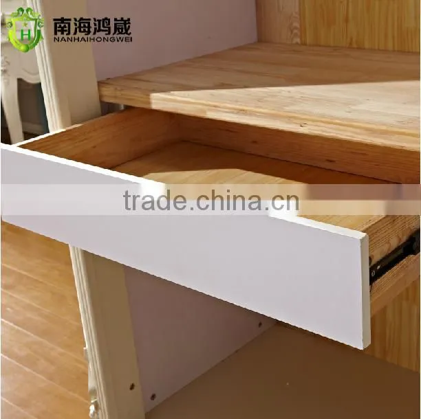 Luxury French Style Hand Carved Wooden MDF Panel Bedroom Sliding Door Cupboard Design