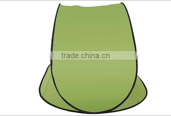 Portable outdoor pop up beach tent
