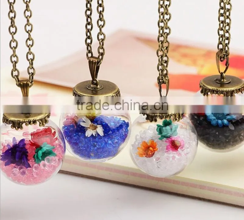 Fashion Jewelry Bottle Dried Flower Pendant Romantic Crystal Glass for Women Girls