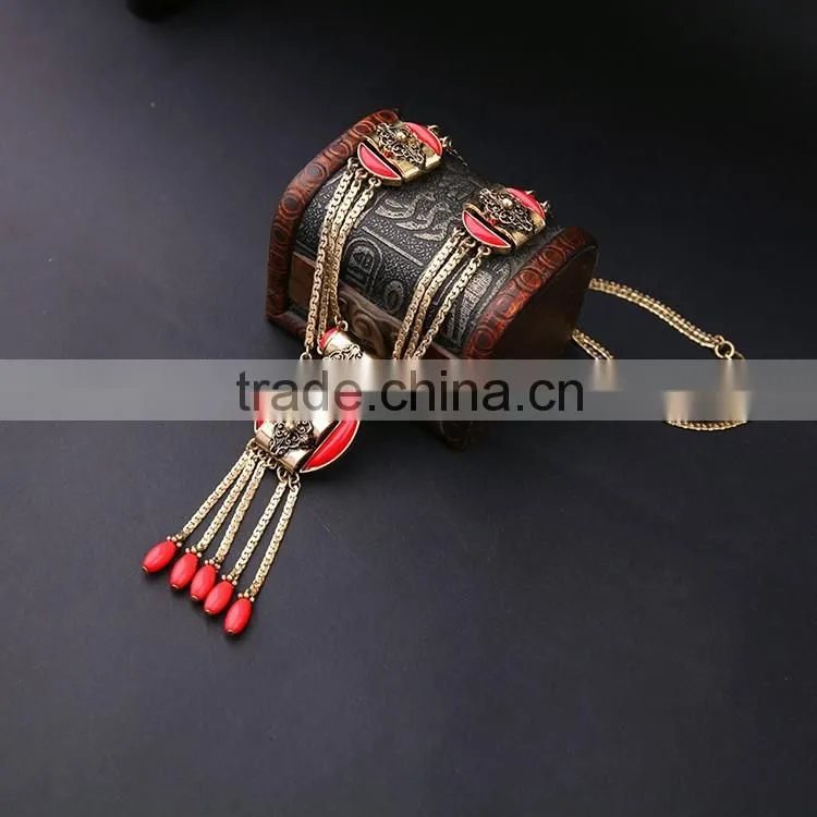Cheap Wholesale Jewelry 2016 Latest Design Red Bead Pendant Necklace
