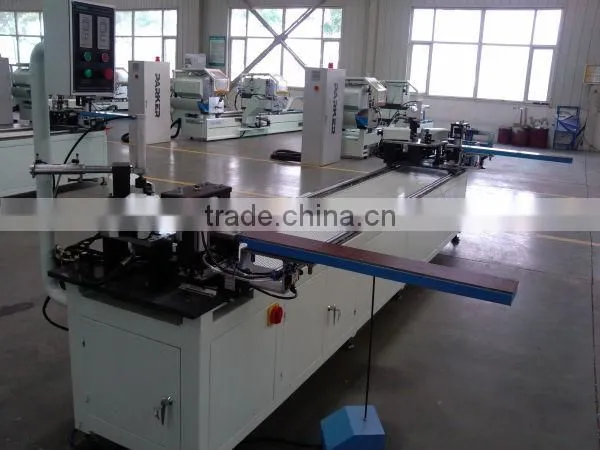 Aluminum door-window Automatic Feeding Double Head Crimping Machine