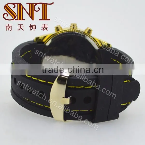 Analog digital watch with silicone band