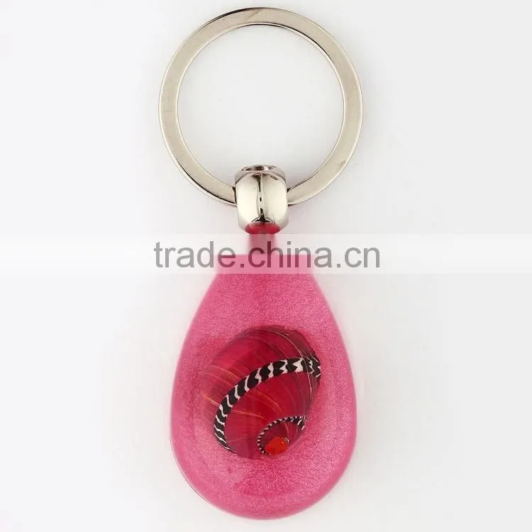 2016 Hot selling keychain with real sealife red shell