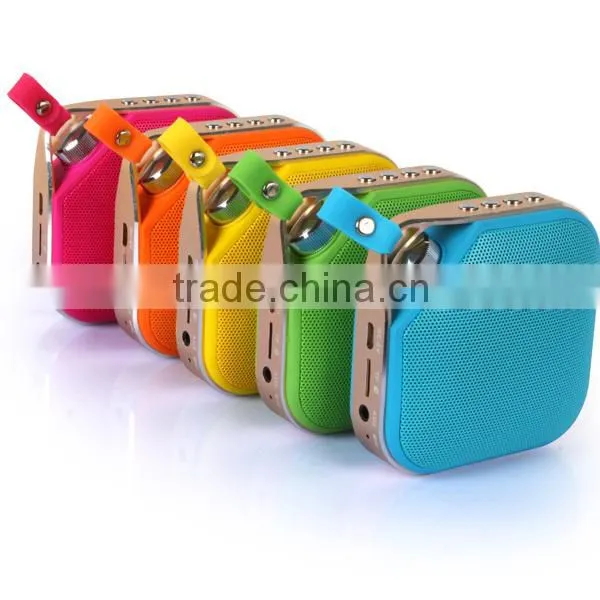 2016 Factory Wholesales Wireless Portable Music Mini Speaker Bluetooth With Fm Radio