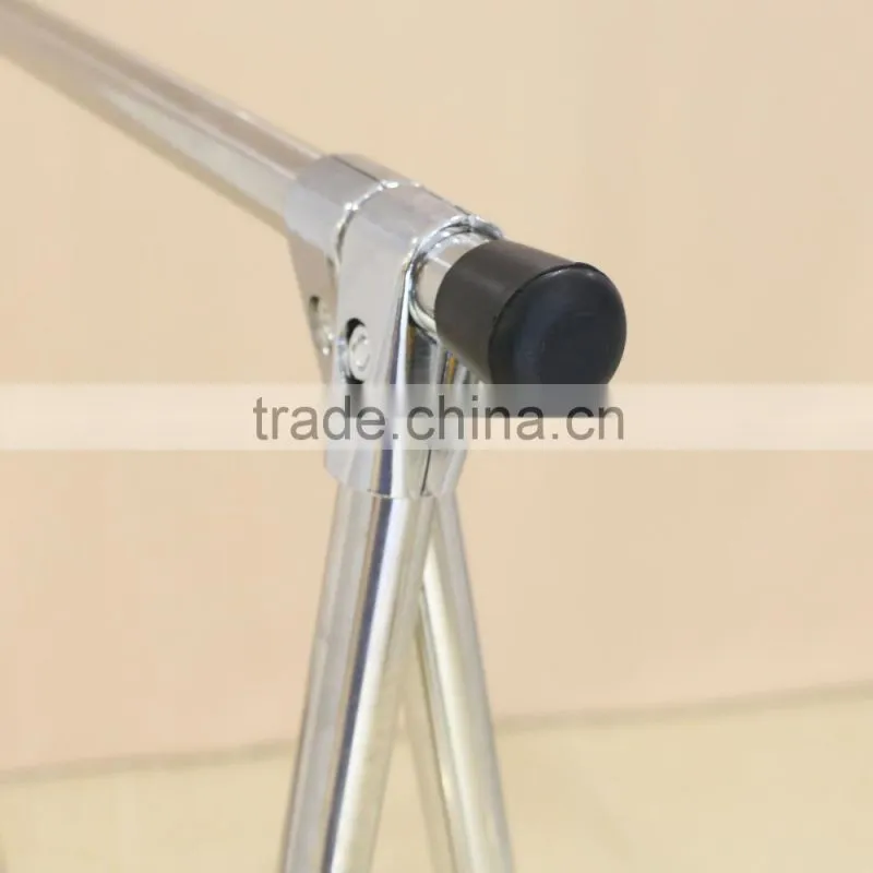 Portable metal garment rack for drying clothes