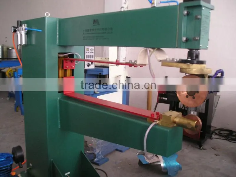 Tube seam welding machine