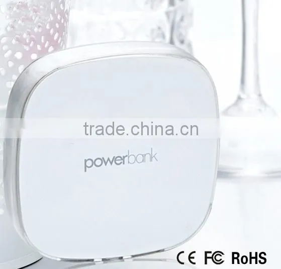 newest unique built 5500mah power bank of battery charger