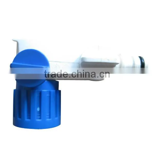 iLOT Hose End Foam Sprayer with 16OZ Bottle