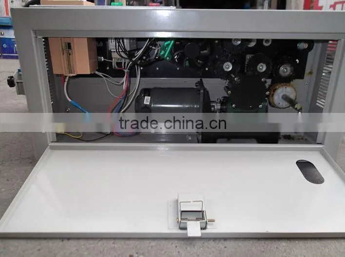 Plastic Sealing And Coding Conveyor Machine For Bags
