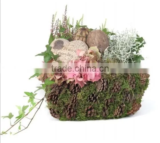 moss rattan cross planter