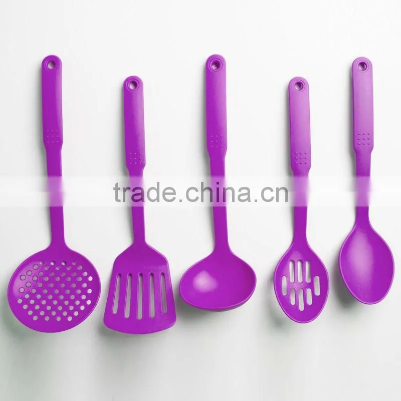 Cook's Corner 5-Piece Nylon Kitchen Utensil Set