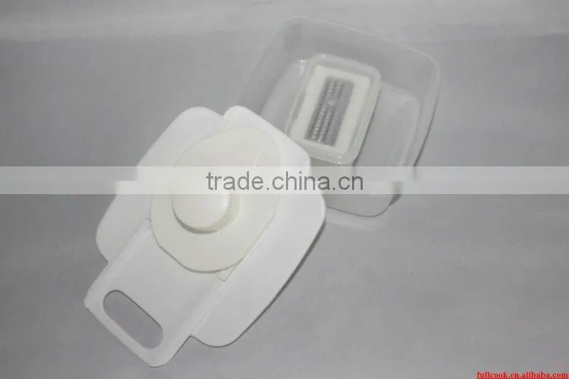 Vegetable Combo Grater and Slicer with 5 different blades