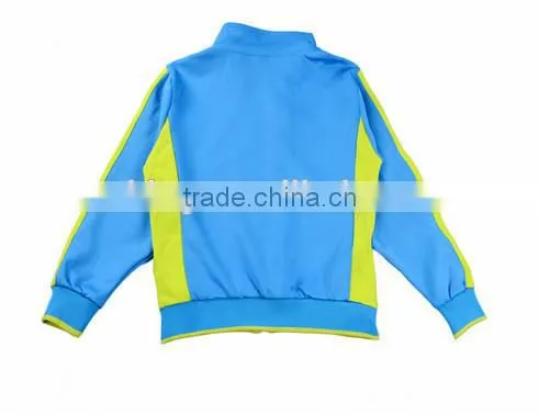 Unisex design winter school uniform for primary school