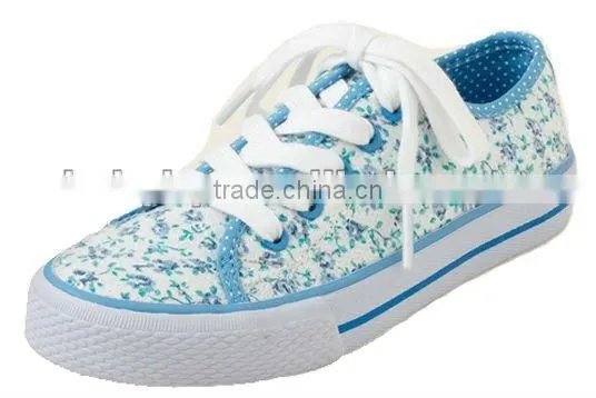 children running shoe