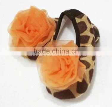 Baby Giraffe Crib Shoes with Orange Rosettes