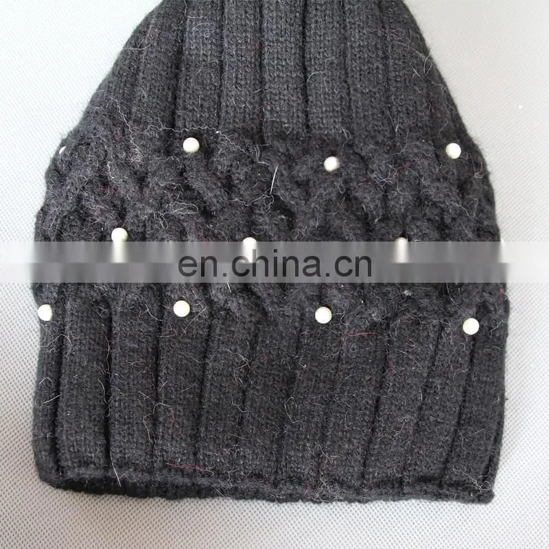 Fashion design black knitted pattern wool blend hats with fur pom