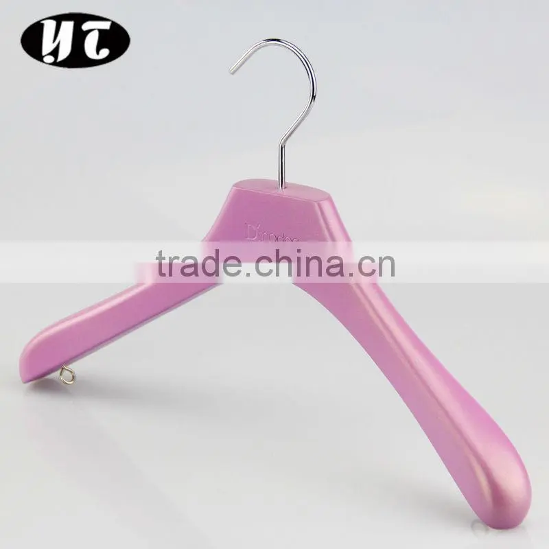HA359 bamboo clothes hanger with hook on the top