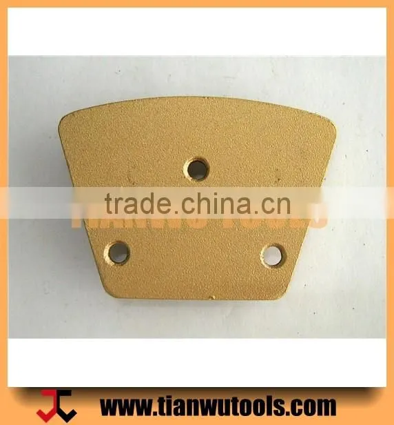 Hard abrasive PCD concrete grinding pads